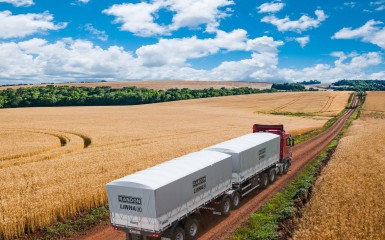 A indústria de implementos rodoviários alcançou resultado positivo no primeiro semestre de 2024 com 75.351 produtos emplacados, crescimento de 3,26%, em relação ao mesmo período do ano passado, quando foram comercializadas 72.971 unidades no mercado brasileiro, segundo a Associação Nacional dos Fabricantes de Implementos Rodoviários (Anfir).