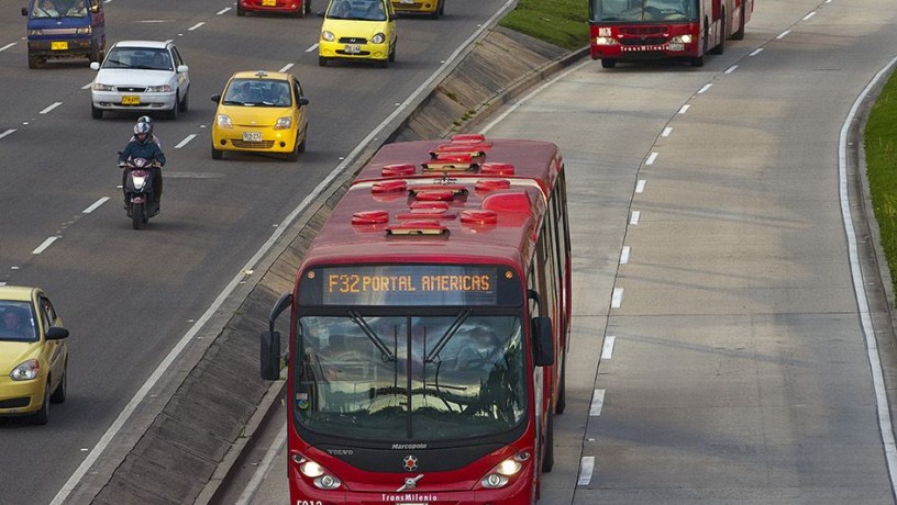 vista aérea do sistema BRT de Bogotá