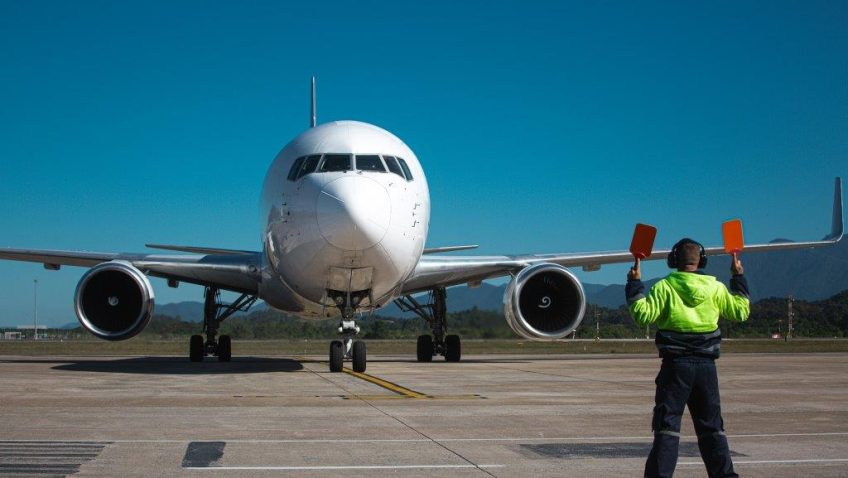 Na última quinta-feira (11/07), o programa Avião Solidário da LATAM realizou o transporte gratuito de três macacos-barrigudos (Lagothrix cana), uma espécie ameaçada de extinção, garantindo novos lares para reprodução e conservação da espécie.