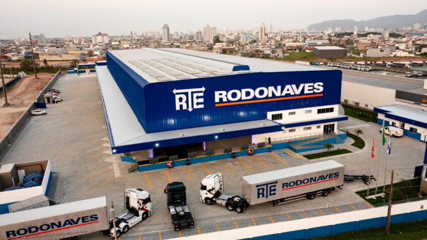 A Rodonaves registrou uma redução de 30% nos acidentes e 84% na gravidade das ocorrências desde o lançamento do programa Caminho Seguro em 2022. Com aproximadamente 1.500 motoristas, incluindo 18 mulheres, a empresa quer fortalecer a segurança no trânsito em um país que apresenta altas taxas de acidentes rodoviários.