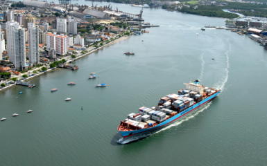 Maior infraestrutura portuária da América Latina, o Porto de Santos receberá investimentos de R$ 20 bilhões nos próximos cinco anos.