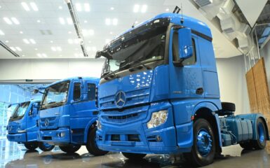 Em janeiro, a Federação Nacional da Distribuição de Veículos Automotores (Fenabrave) havia projetado crescimento de 10% nas vendas de caminhões neste ano, contudo, agora, a perspectiva é que os emplacamentos cresçam 12%