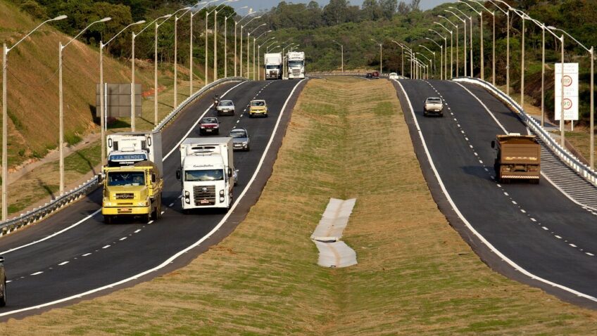 A concessão tem ainda o potencial de gerar cerca de 73 mil empregos diretos e indiretos. O leilão está previsto para o próximo dia 29 de agosto