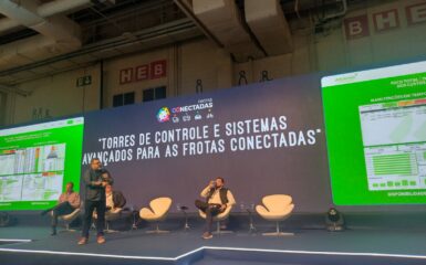 A Addiante, locadora de caminhões e implementos rodoviários da Randon e Gerdau, prepara inovações para aumentar o número de clientes que utilizam a gestão de frotas em adição ao aluguel de caminhões. Durante o evento Frotas Conectadas, o diretor da Addiante, Daniel Santos, contou com exclusividade para o portal Transporte Moderno que a empresa lançará, nos próximos meses, uma ferramenta de gestão que utiliza a inteligência artificial.