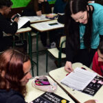 Com o objetivo de promover uma cultura de educação financeira entre jovens e adolescentes, a Volvo Financial Services (VFS), braço financeiro do Grupo Volvo, em parceria com a ONG Junior Achievement (JA), está levando o programa “Meu Dinheiro, Meu Negócio” para aproximadamente 2.000 alunos de escolas públicas do ensino médio em Curitiba, no Paraná.