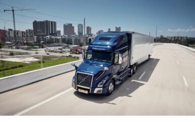 O Departamento de Energia dos Estados Unidos concedeu US$ 208 milhões à Volvo Technology of America para ajudar a acelerar a produção de caminhões elétricos pesados e componentes de powertrain relacionados. A informação é do site Truckingdive.