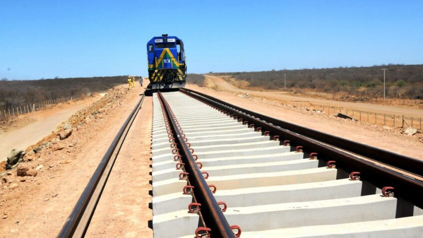 A Transnordestina, uma das principais obras de infraestrutura do Nordeste, ganha novo impulso com a criação do Fundo de Investimento em Infraestrutura Social (FIIS), sancionado pelo presidente Lula na última sexta-feira (2).