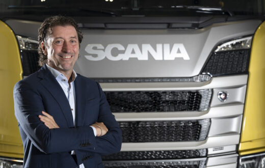 O cenário para a Scania é promissor: de janeiro a setembro deste ano, a empresa vendeu 14 mil caminhões no Brasil, a maioria, 13 mil, foi de pesados.