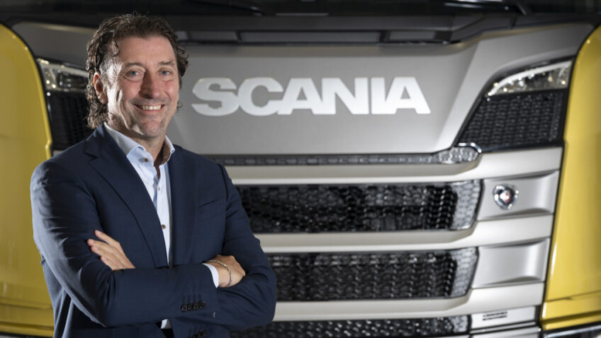 O cenário para a Scania é promissor: de janeiro a setembro deste ano, a empresa vendeu 14 mil caminhões no Brasil, a maioria, 13 mil, foi de pesados.