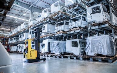 O centro de peças e acessórios da Volkswagen Caminhões e Ônibus (VWCO), localizado em Vinhedo, São Paulo, completou 20 anos de operação.