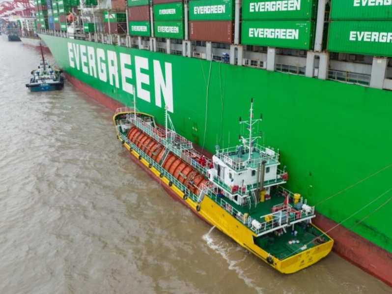 Projeto-piloto mundial de captura e reutilização de CO₂ em navio é concluído  na China