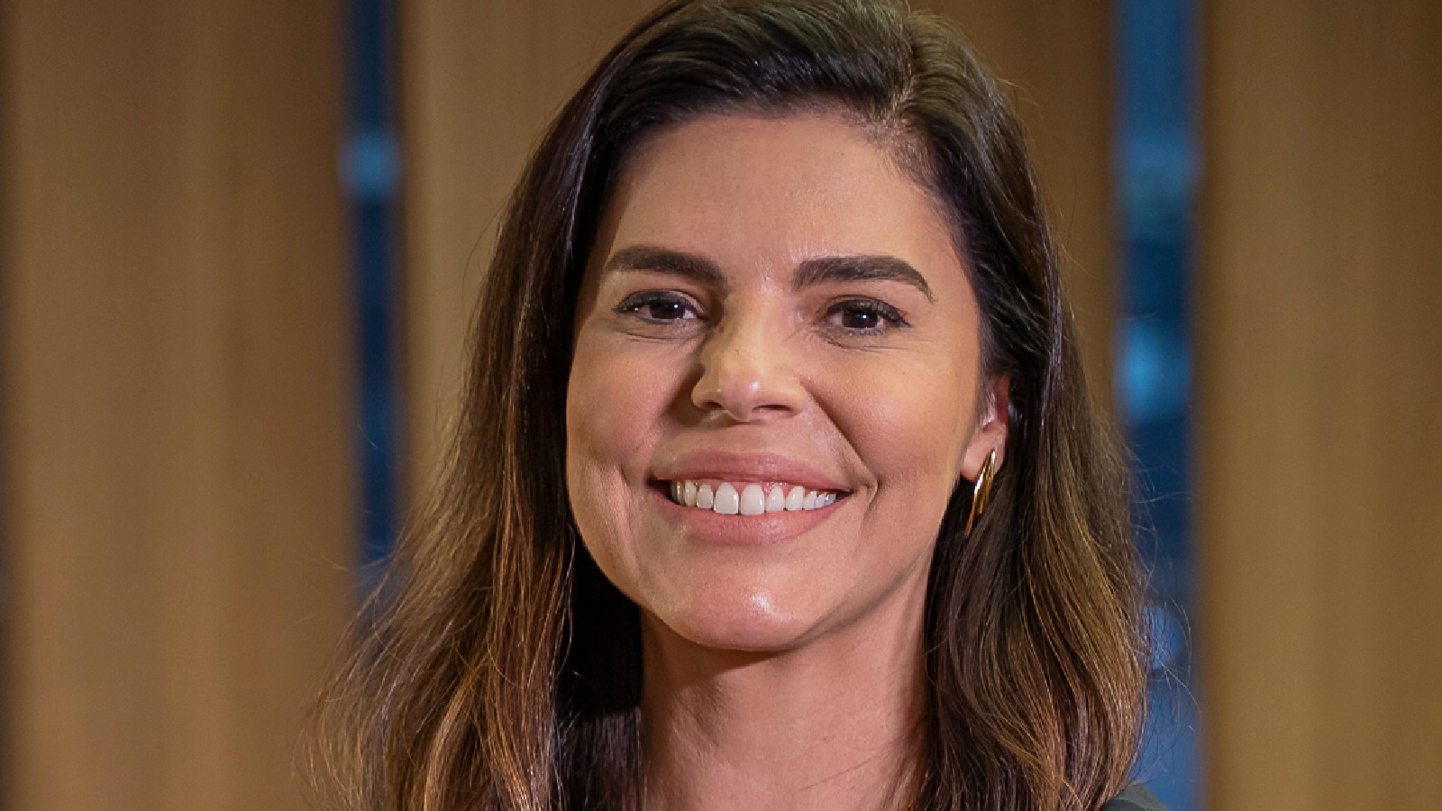 Renata Agostini assume a diretoria de comunicação da Anfavea