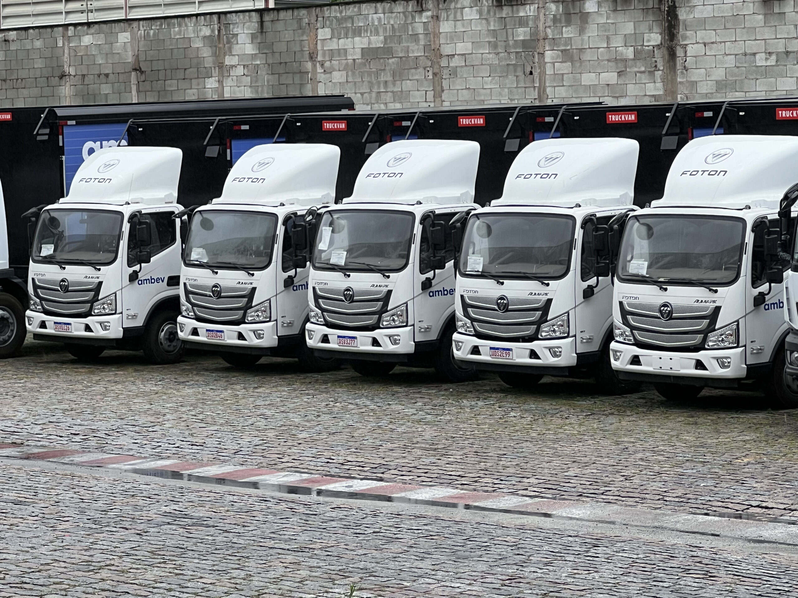 Foton fornece 20 caminhões para a logística da Ambev em São Paulo