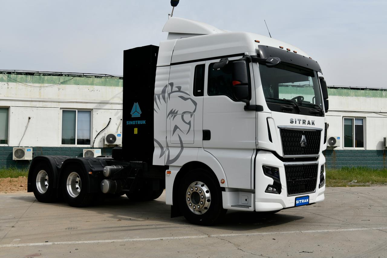 Sinotruk volta ao Brasil com lançamentos de caminhões elétricos e a gás na Fenatran